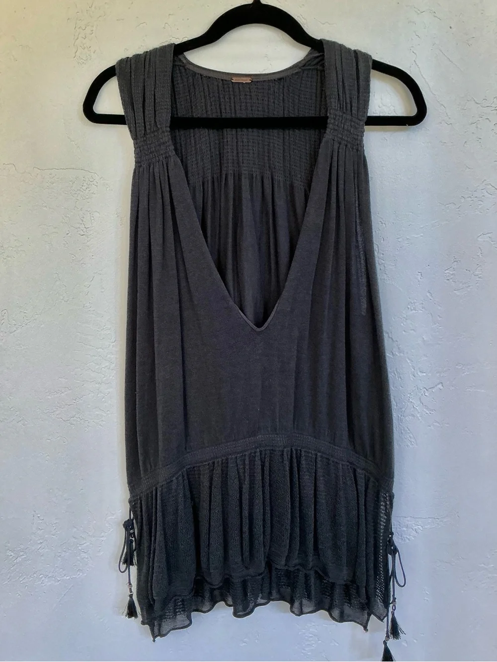 Free People Deep V-Neck Lightweight Knit Dropped Waist Tunic Top - Charcoal - Picture 1 of 9